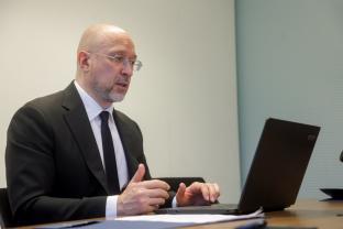 Денис Шмигаль: Україна будує нову енергосистему за принципом енергетичних сот