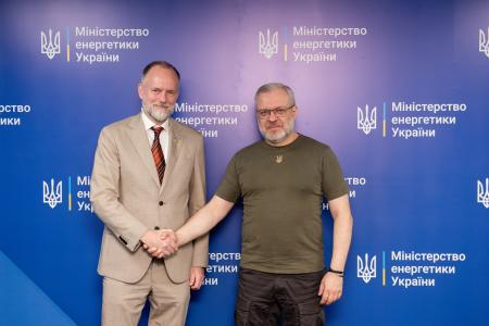 Допомога з обладнанням для розподіленої генерації: зустріч Германа Галущенка і посла Швеції в Україні Мартіна Оберга