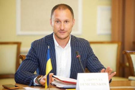 Заступник міністра енергетики України з питань європейської інтеграції Ярослав Демченков провів зустріч з Надзвичайним та Повноважним Послом Італії в Україні П’єром Франческо Дзадзо і президентом Загальної конфедерації італійської промисловості Конфіндустріа Карло Бономі.