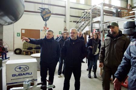 Енергетики Харківщини отримали 162 тонни обладнання для відновлювальних робіт