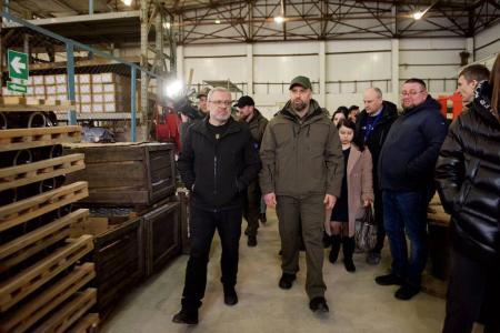 Енергетики Харківщини отримали 162 тонни обладнання для відновлювальних робіт