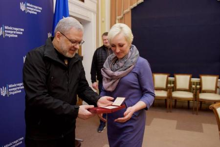 Герман Галущенко вручив ордени Княгині Ольги жінкам - енергетикам 