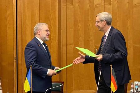 Міненерго і Німецька східна бізнес-асоціація домовилися про сприяння проєктам із “зеленого” відновлення українського енергосектору 