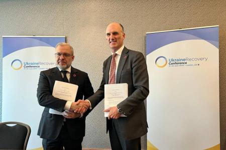62 мільйони фунтів стерлінгів для Фонду інновацій у сфері енергетики - Україна та Велика Британія уклали договір про Енергетичне партнерство 