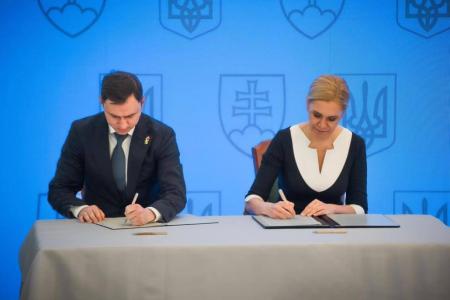 Україна і Словаччина обговорили розвиток інфраструктурних проєктів Східноєвропейського  енергетичного хабу