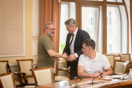 Нові внески до Фонду підтримки енергетики України та закупівля обладнання для розподіленої генерації: зустріч Германа Галущенка і директора Секретаріату Енергетичного Співтовариства Артура Лорковського