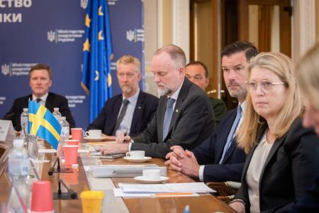 Обладнання для розподіленої генерації та співпраця у сфері ВДЕ: домовленості міністрів Германа Галущенка та Йохана Форсселла 