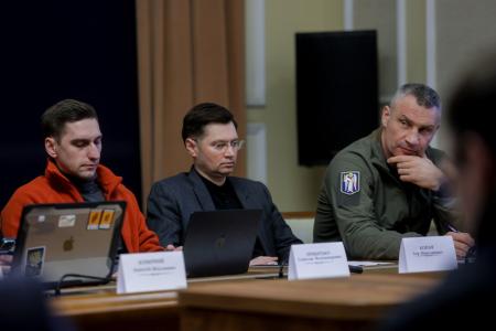 Денис Шмигаль поінформував про роботи з відновлення світло- та теплопостачанням у Києві та області