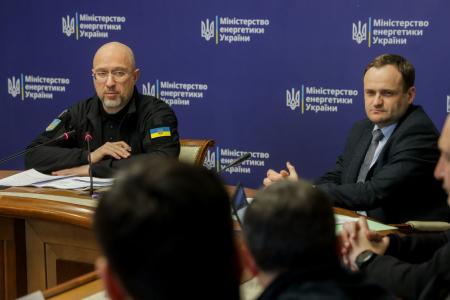 Денис Шмигаль: Робота з ліквідації наслідків російських атак триває безперервно – 24/7