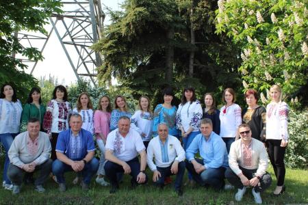 Сьогодні українці по всьому світу одягають вишиванку – символ нашої ідентичності, сили та єдності