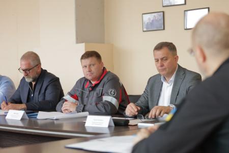 Денис Шмигаль відвідав енергетичний об’єкт на Київщині та ознайомився з ходом відновлювальних робіт