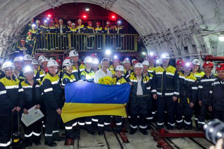 Денис Шмигаль відвідав шахтарів на Дніпровщині та подякував їм за стійкість і відданість справі 
