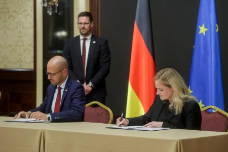 Україна і Німеччина уклали нові угоди для відновлення та модернізації енергетики