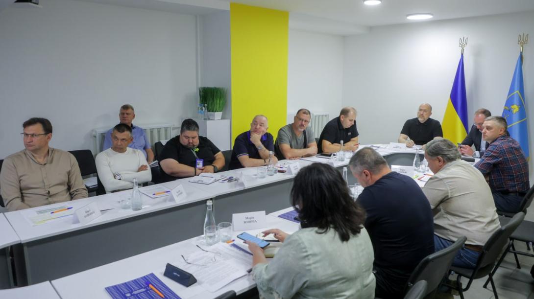 Денис Шмигаль на Сумщині провів нараду щодо підготовки регіону до осінньо-зимового періоду